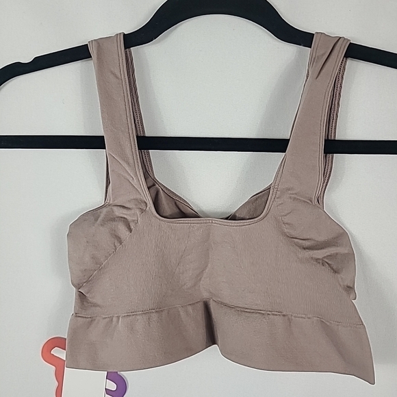 NEW Yitty Nearly Naked Shaping Midi Bra Size M/L Taupe Mink Me NWT $60 - Picture 5 of 6